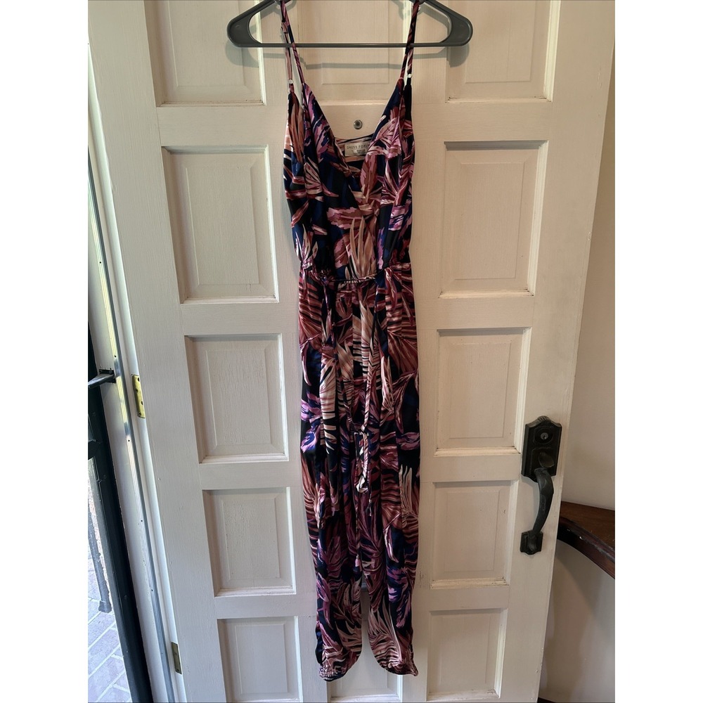 Dress Forum LA Black Jumpsuit small sleeveless leaves night out club date party
